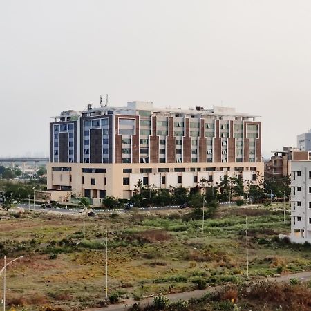 Sanjiva Suites Kolkata Exterior photo