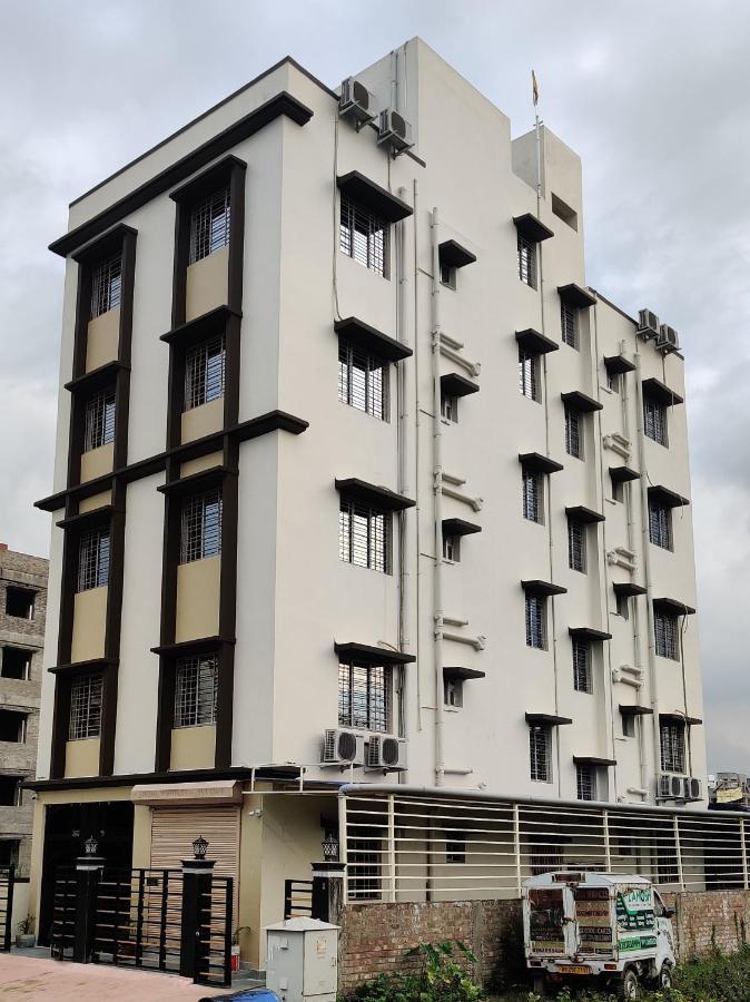 Sanjiva Suites Kolkata Exterior photo